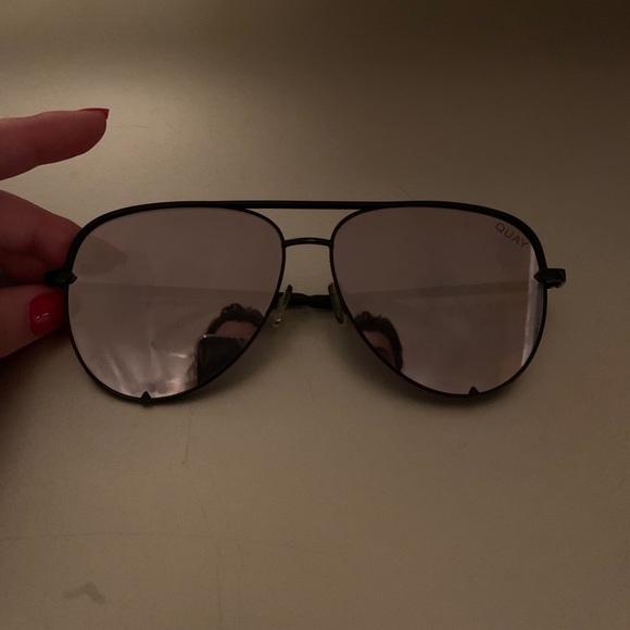 Quay sunglasses - Picture 1 of 6